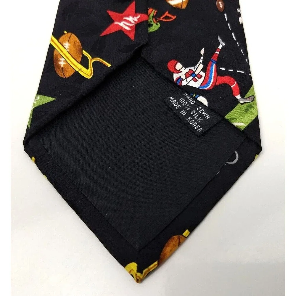 Nicole Miller FRIDAY NIGHT FOOTBALL Neck Tie‎ 100% Silk Vintage 1992 Hand Sewn